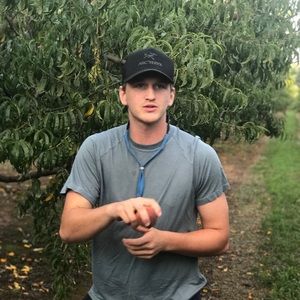 Meet your Posher, Clay